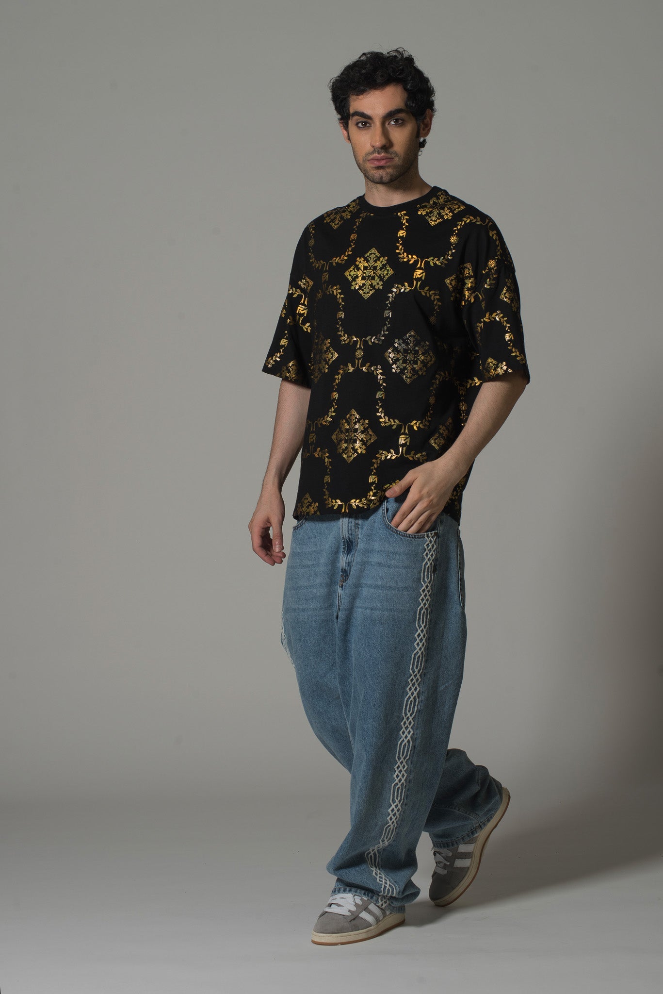 Printed Black and Gold Reflective T-Shirt - Flashmob Nation