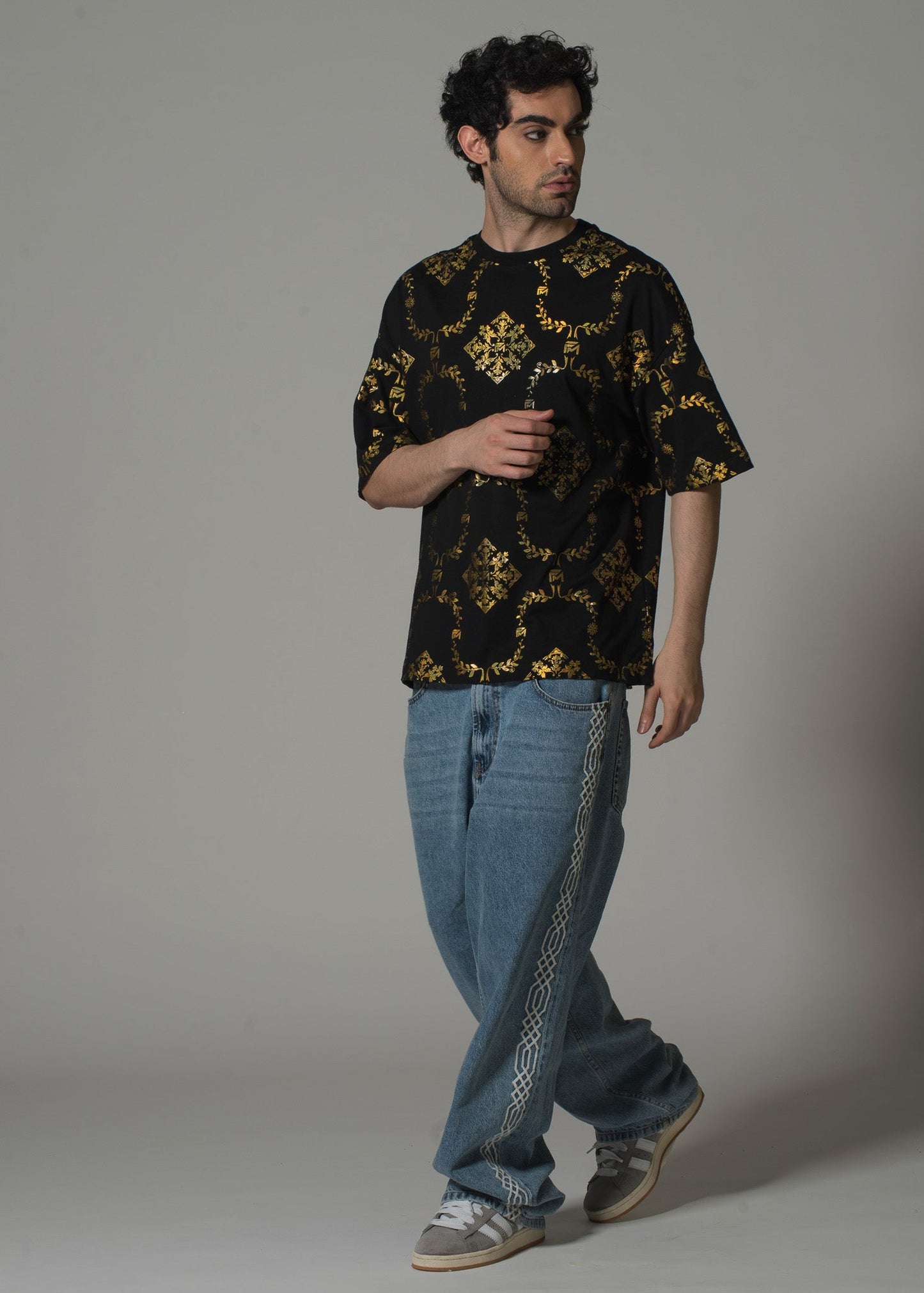 Printed Black and Gold Reflective T-Shirt - Flashmob Nation