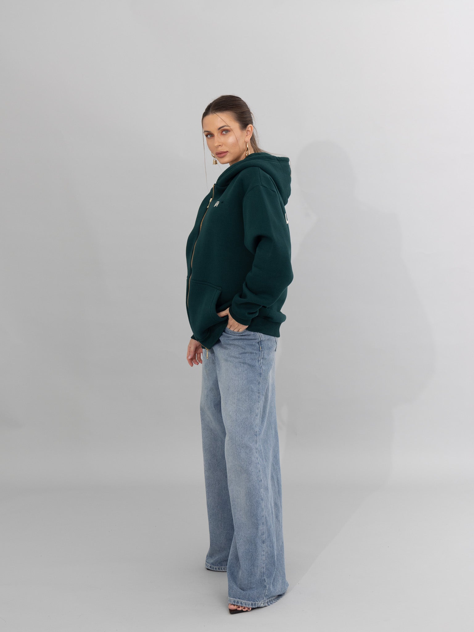 Oversized Green Zippered Sweatshirt