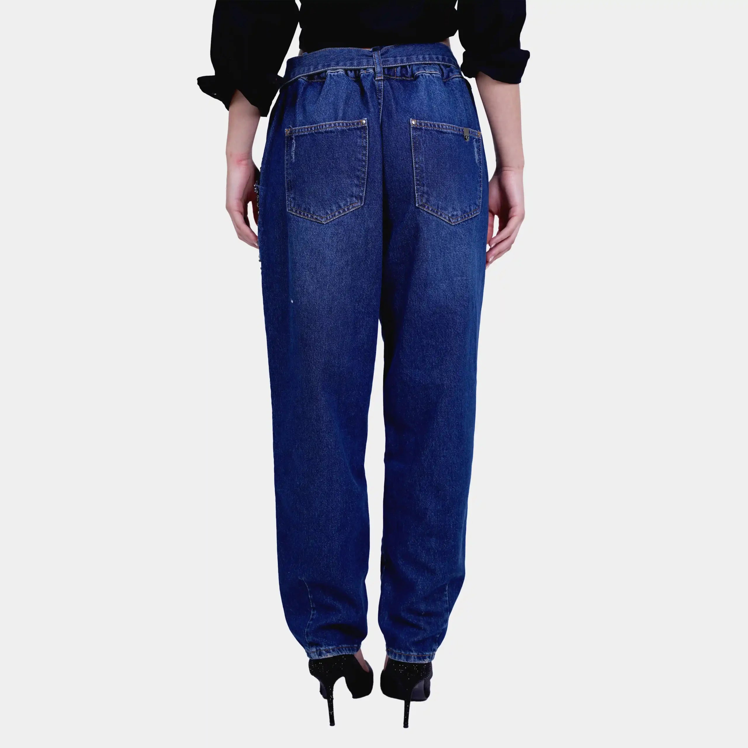 4.Denim-Blue-Baggy-Jeans-C-scaled.webp