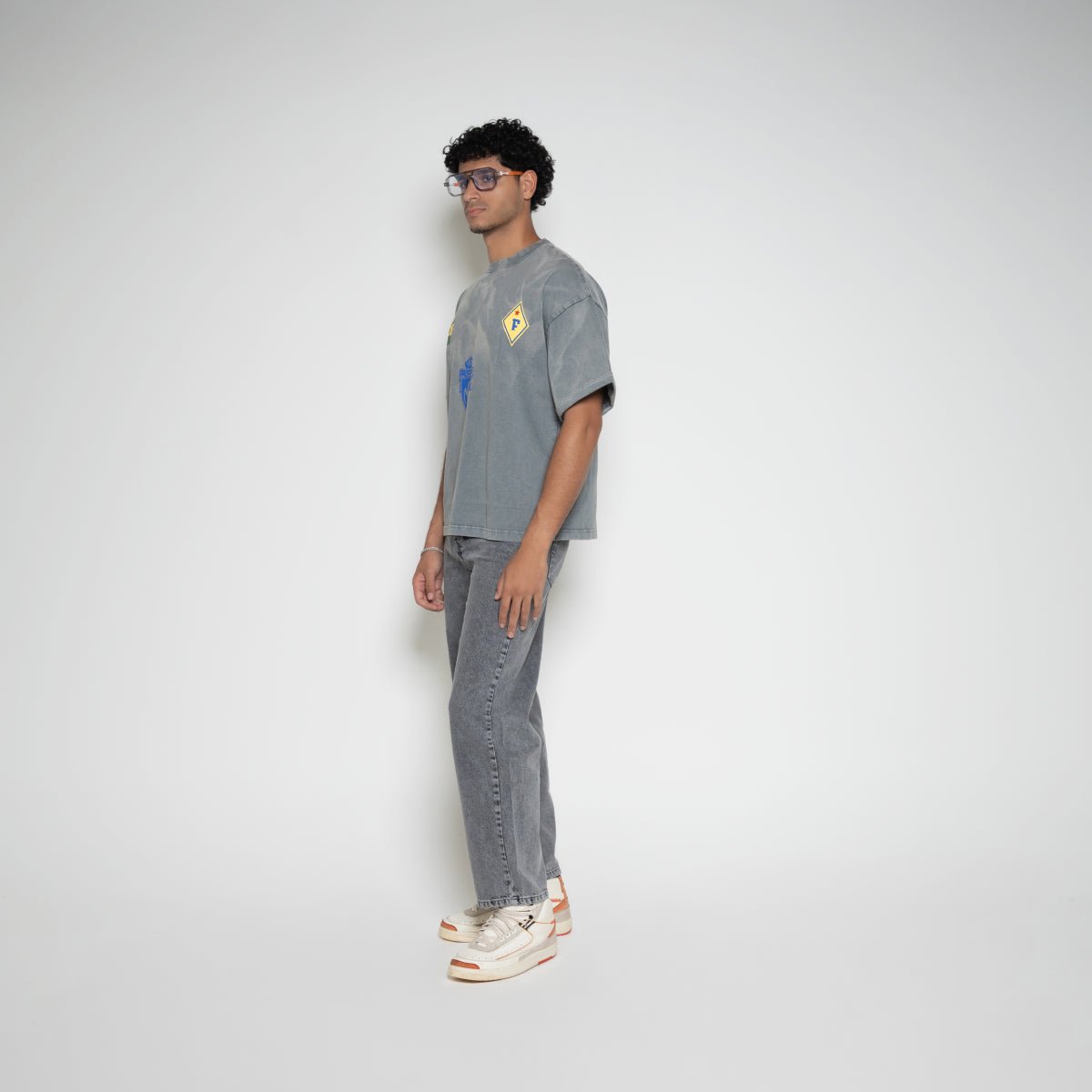 FM Football Crest Graphic T-Shirt – Vintage Grey - Flashmob Nation