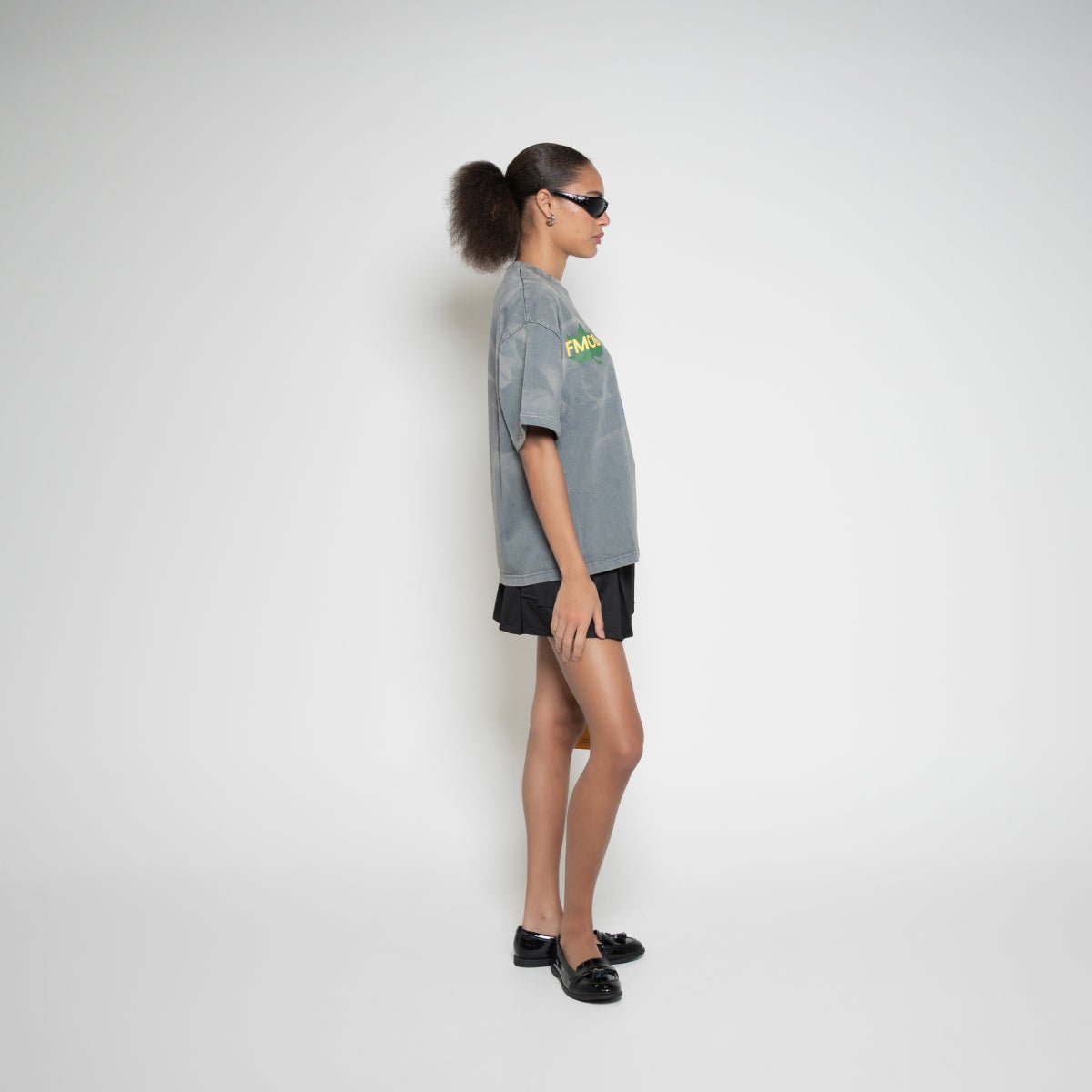 FM Football Crest Graphic T-Shirt – Vintage Grey - Flashmob Nation