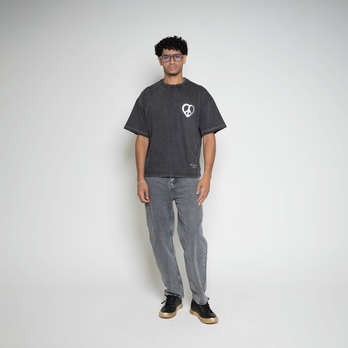 peace_love_tee_17bf5e2c-bf53-4c34-9bc7-0a80fc068e05.jpg